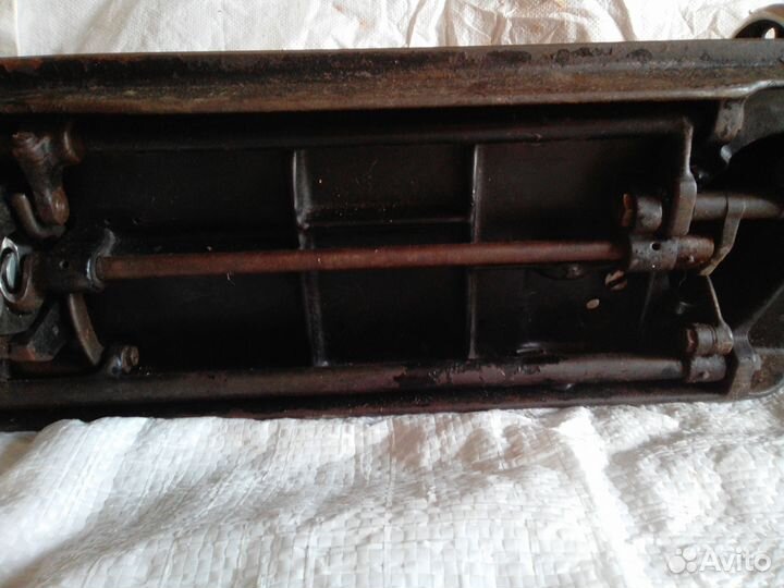 Швейная машинка 