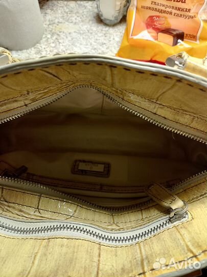 Сумка женская натуральная кожа лаковая