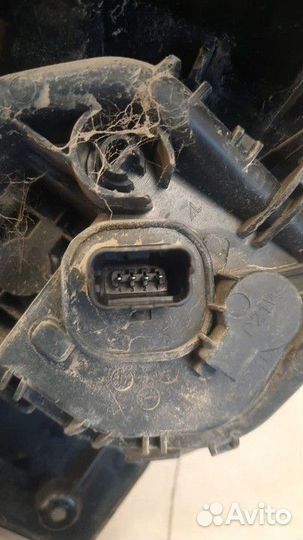 Фонарь задний левый Renault Captur