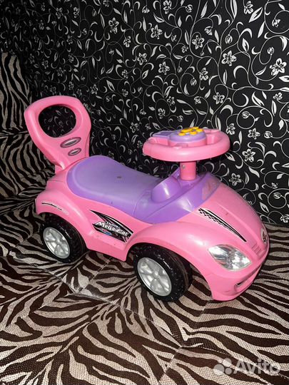 Машинка толокар с музыкой