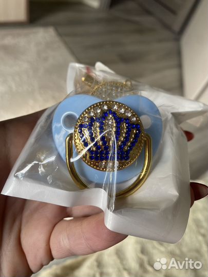 Соски пустышки со стразами