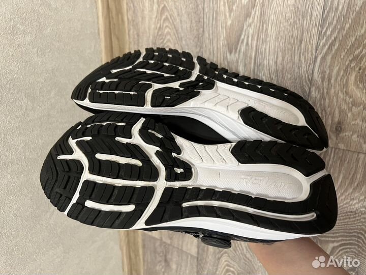 Кроссовки New balance