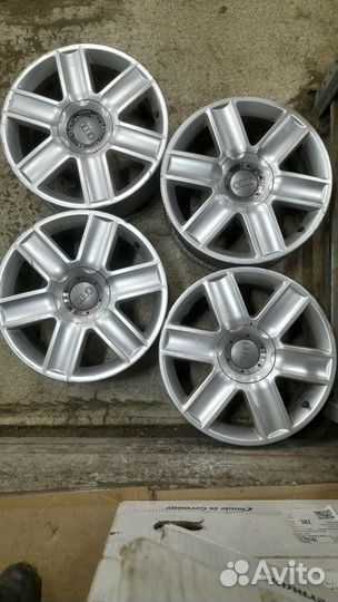 Диски литые Audi 7.5x17 еt32, 5x100, ф57.0. 4 шт з