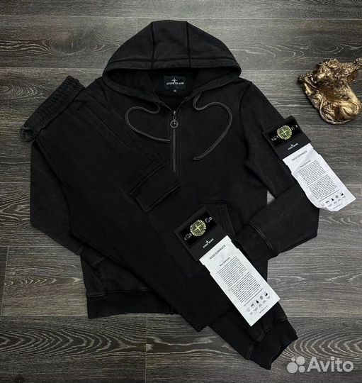 Спортивный костюм stone island