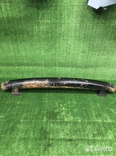 Усилитель заднего бампера Skoda Octavia Tour