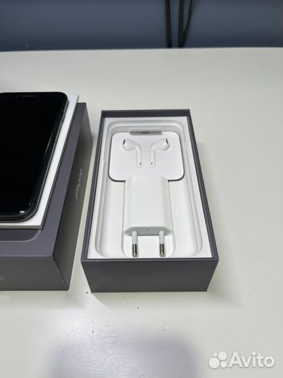 Apple iPhone 8 256 Гб