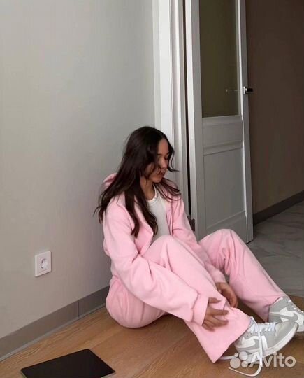 Спортивный костюм женский