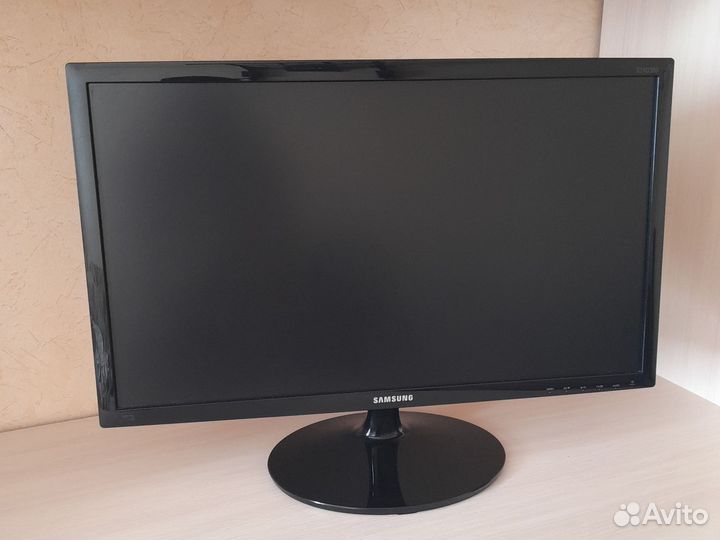 Монитор samsung s24d300h (без торга)