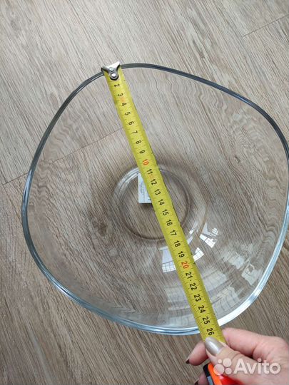 Салатник стекло новый