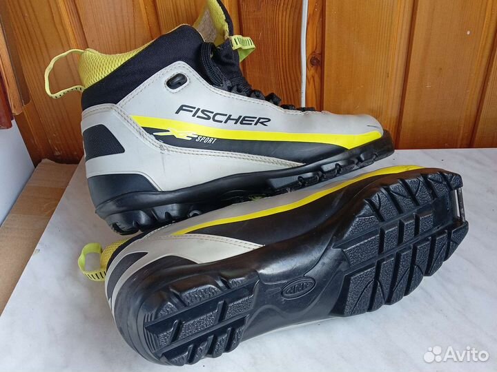 Лыжные ботинки fischer 43 размер