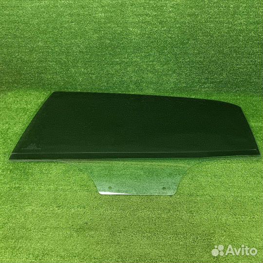 Стекло двери задней левой SsangYong Actyon 2 SUV