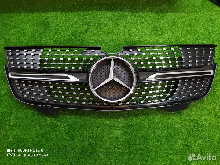 Решетка радиатора GL 164 diamond