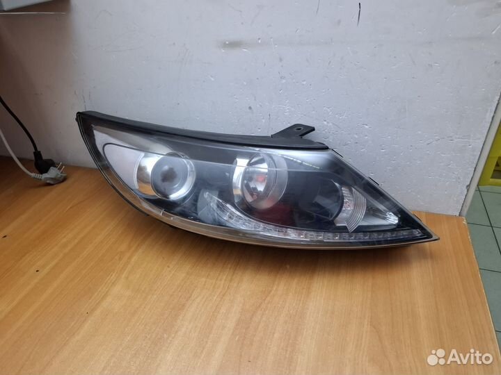 Фара правая Kia Sportage 3 SL
