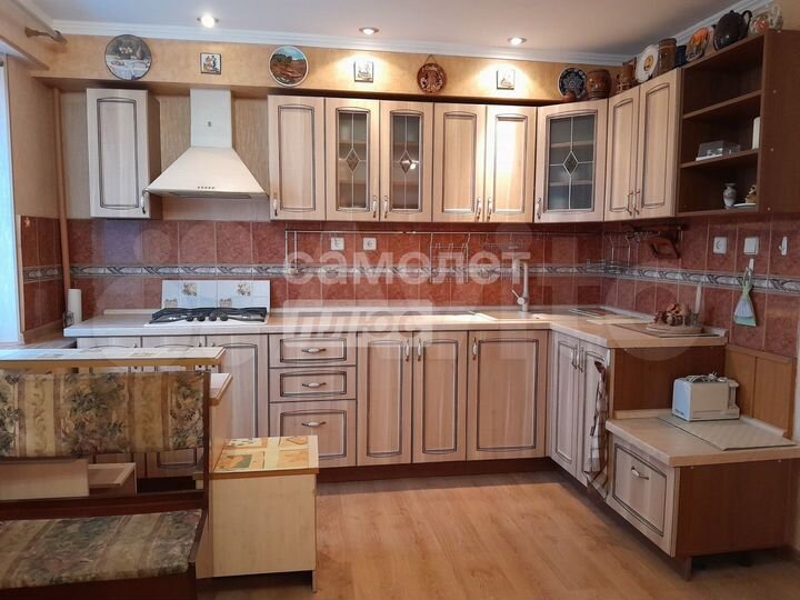 4-к. квартира, 83,4 м², 9/9 эт.