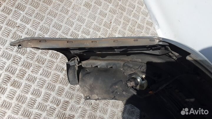 Бампер Volkswagen Touran (2003-2010)