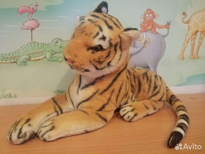 Тигр игрушка