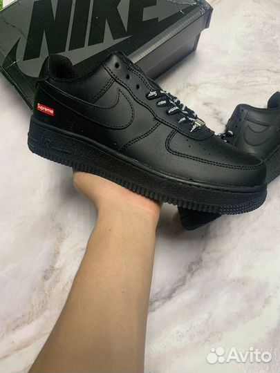 Nike Air Force 1 low Supreme