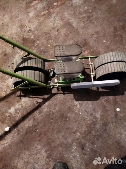 Сеялка овощная ручная и мотопомпа 25 диаметр