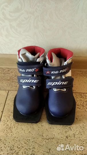 Лыжные ботинки детские, 30 размер
