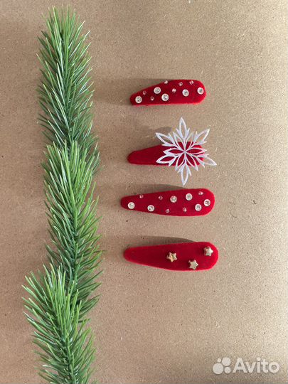 Заколки для волос