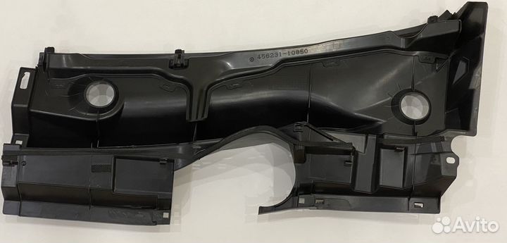 Жабо Toyota Fielder 45623110850 NZE141 правое