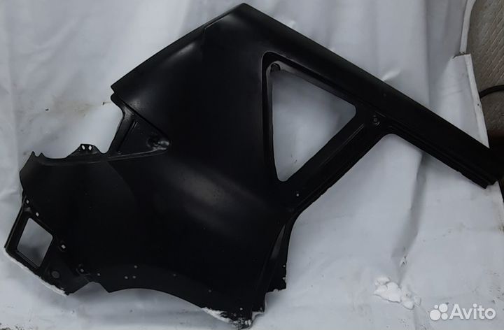 Крыло заднее правое Toyta Rav 4 2006-2013 61601420