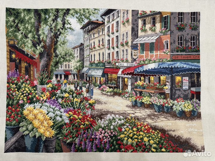 Картина вышитая крестом ручная работа