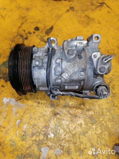 Компрессор кондиционера Toyota Corolla 150 2zrfe