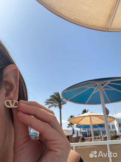 Серьги женские valentino