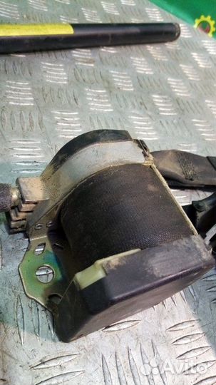 Ремень безопасности передний правый Volkswagen