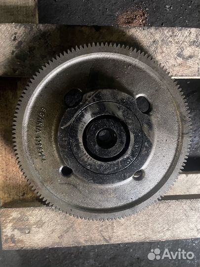 Шестерня грм промежуточная Scania 1398294