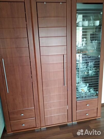 Стенка в гостиную