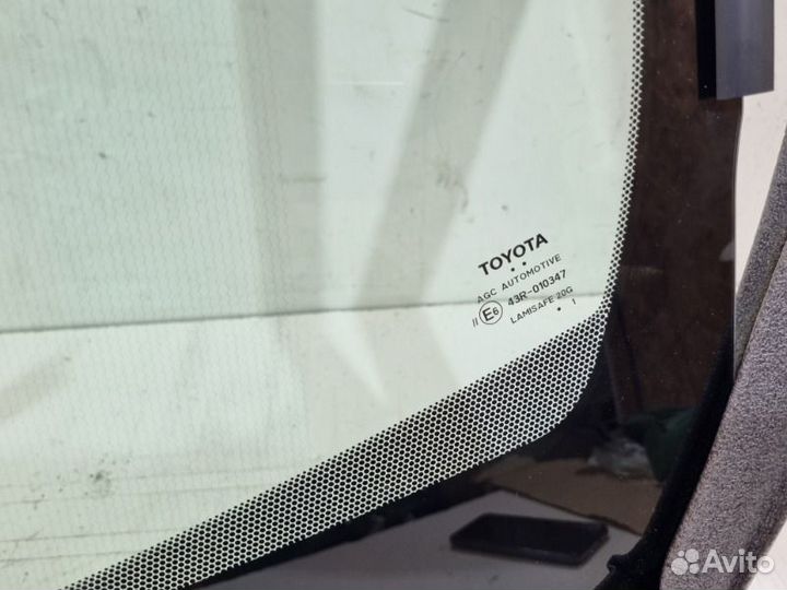 Стекло лобовое Toyota Rav4 50 2019
