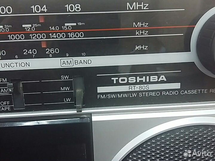 Магнитола toshiba RT 80S