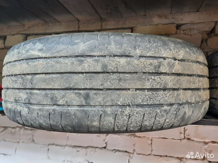 Bridgestone Alenza 001 215/65 R16