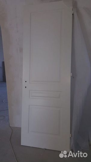 Двери межкомнатные из массива