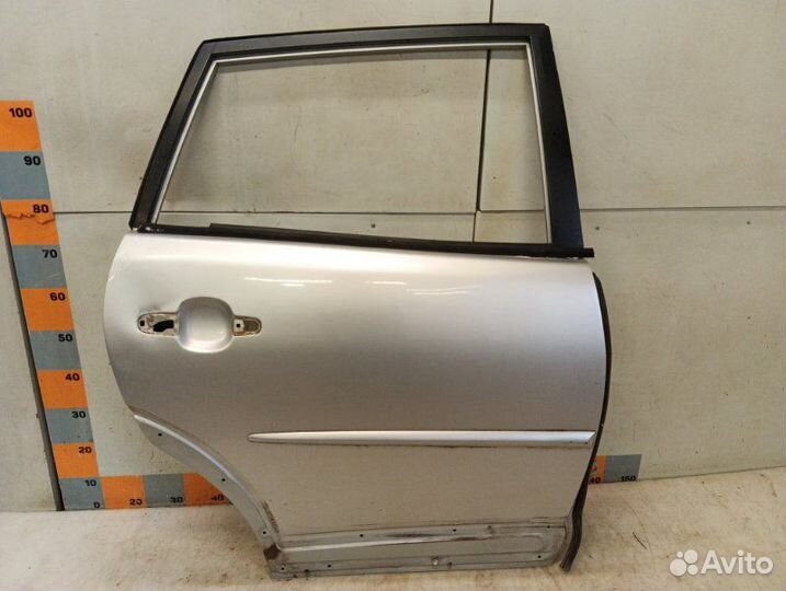 Дверь задняя правая Pontiac Vibe