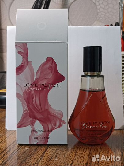 Love potion blossom kiss