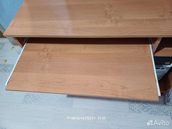 Компьютерный столик бу