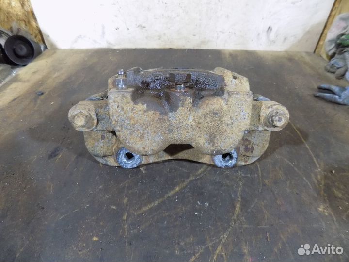 Суппорт передний правый Great Wall Hover H3