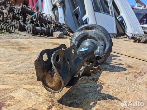 Дверь передняя правая Toyota RAV4 XA50