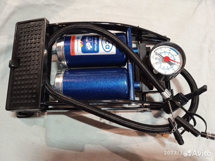 Насос ножной для накачки шин двухцилиндровый