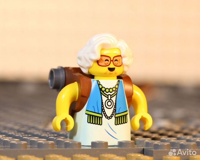 Lego DreamZzz Минифигурка Миссис Кастильо