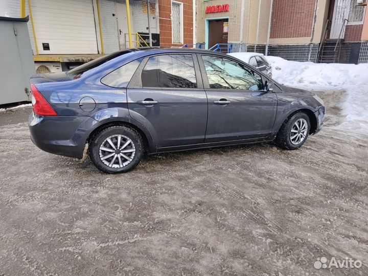 Ford Focus 1.6 МТ, 2010, 290 000 км