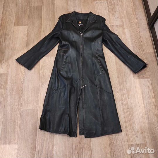 Кожаный плащ