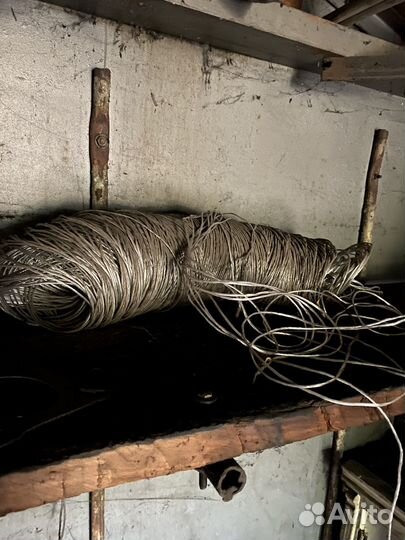 Ванна, ведра б/у есть новые, лопата совковая 2 шт