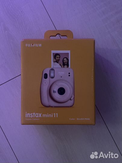 Поларойд instax mini 11