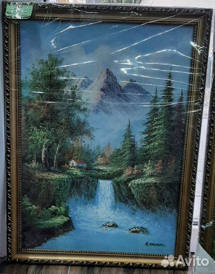 Продаются новые картины, хороший багет