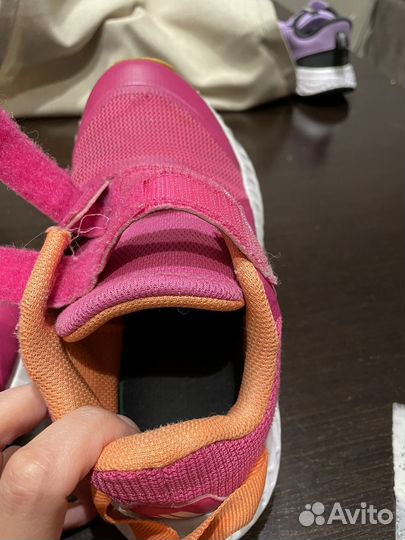 Кроссовки adidas для девочки