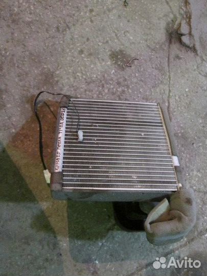 Радиатор кондиционера (конденсер) Nissan Tiida C11